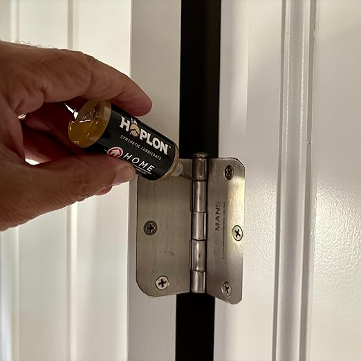 HOPLON Home Synthetic Garage Door Lubricant Spray — Home Lube Kit with Mister, Dauber, Needle, Towel & Case for Door Hinges, Sewing Machines, Beard & Pet Clippers, Fishing Reels, Bikes, Low Odor