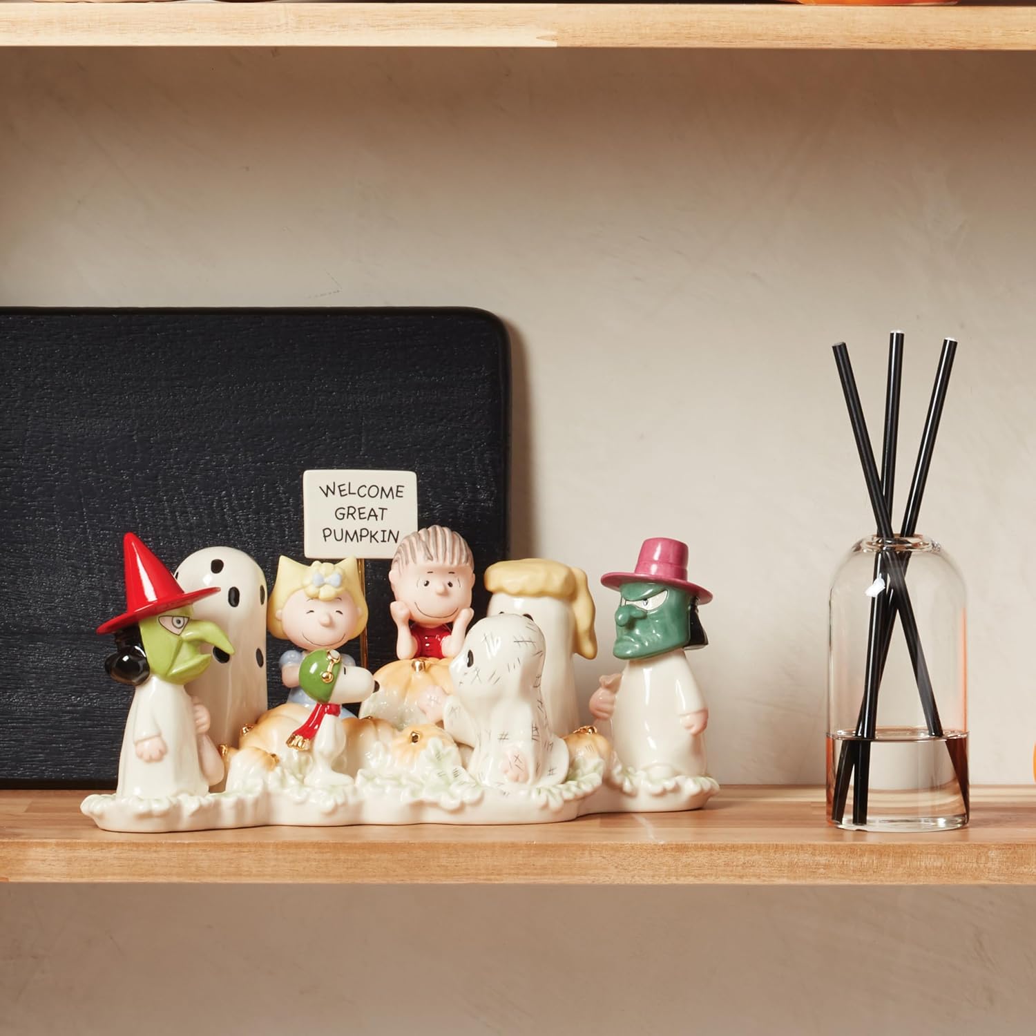 Lenox Figurine, Welcome Great Pumpkin Figurine, Peanuts, Snoopy, White Porcelain, Gold Accents, Halloween Decor Indoor, Halloween Table Decorations, Witch Ghost Spooky Home Decor (1 Piece, 5.5-Inch)